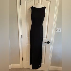 Wow! Classy black Windsor dress with long side slit. Small. New with tag.